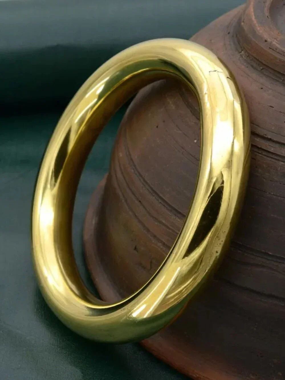 Timeless Elegance: Polished Chunky Gold Bangle Bracelet – Wrist 8.25 to 8.75